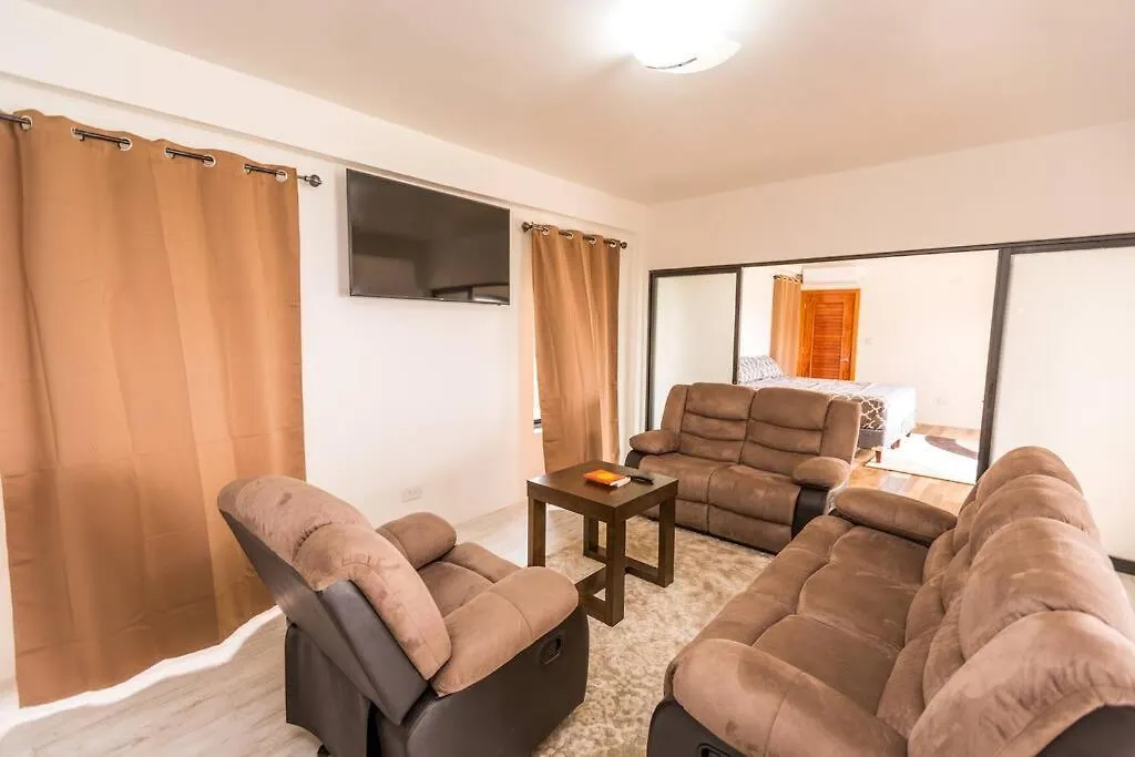 Sargas Villa - 1M Piton & Ocean Views! Woww Soufriere